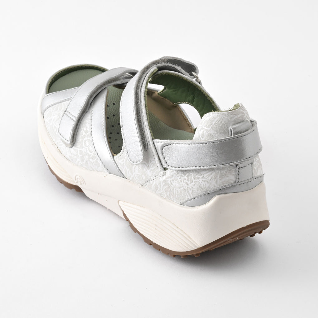 PLUTO(プルート) 30011 ホワイトシルバー Stretch Walker